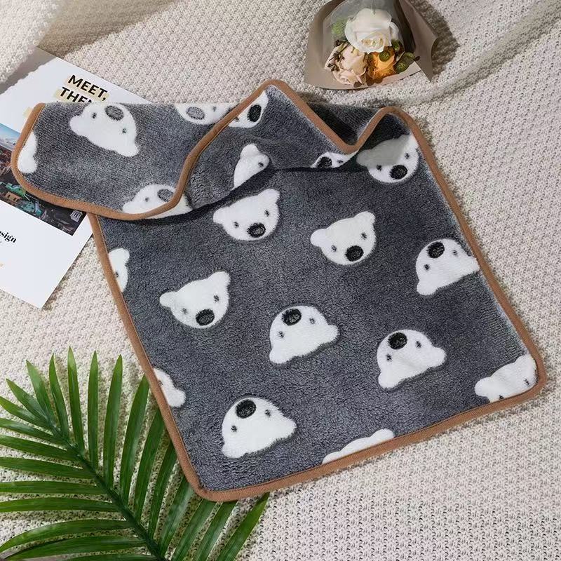 Small coral fleece pet mat in Dark Paw, product overview photo