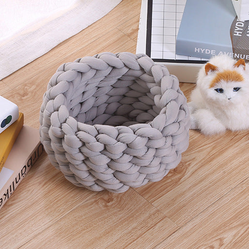 Soft velvet hand-woven round knot pet bed in Medium Grey, size 35cm