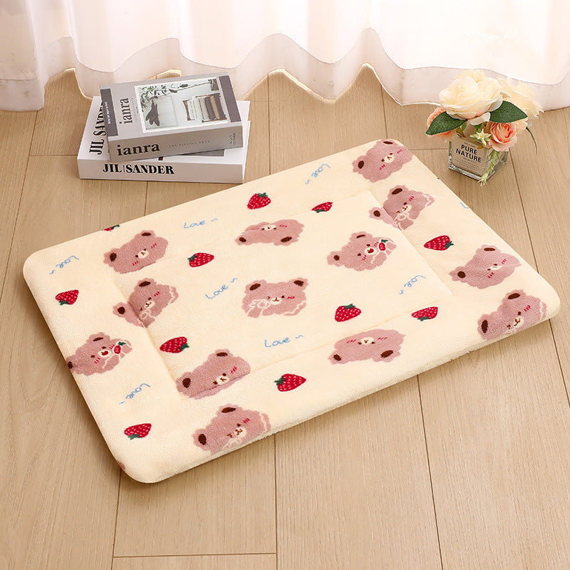 Beige bear print flannel bed pad for cats