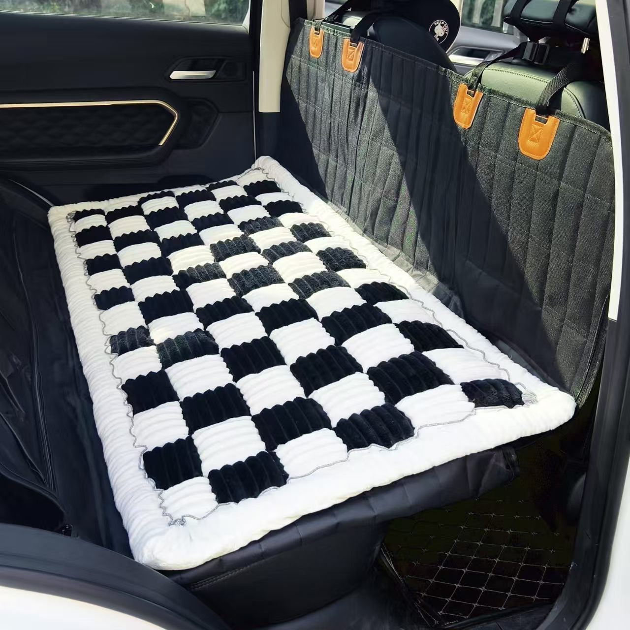 Thick plush dog car seat cushion, photo 1 of 10