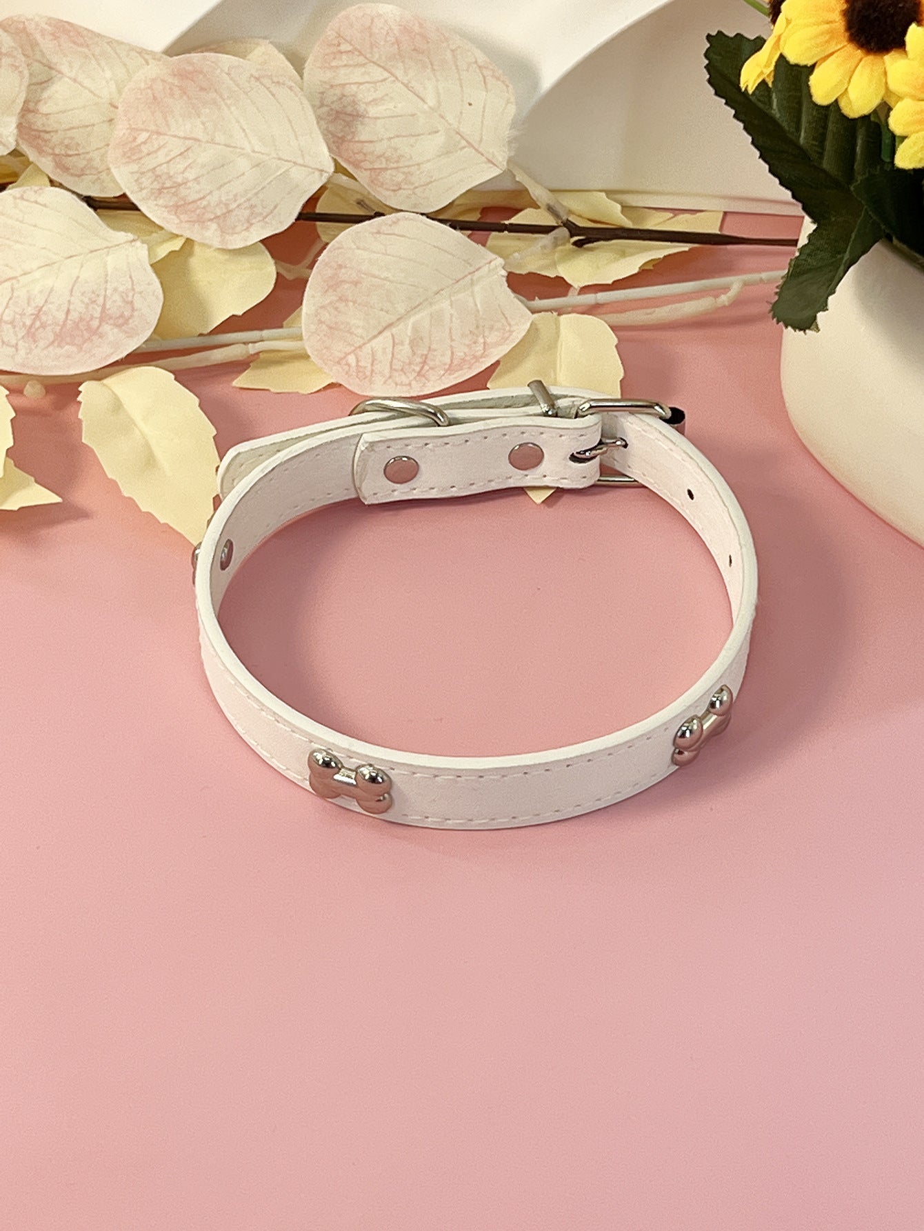 Adjustable PU leather dog collar in Black, top view