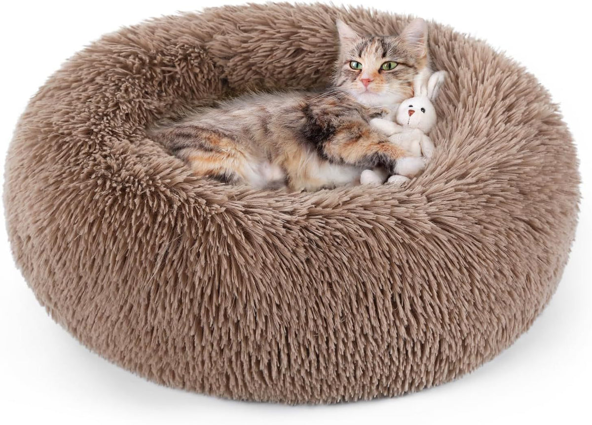 Deep long-pile pet bed with non-slip base, close-up detail view