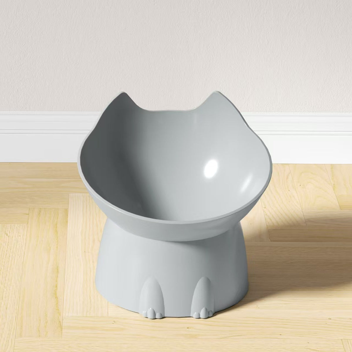 Raised tilted cat bowl with cute ears, extra detail view