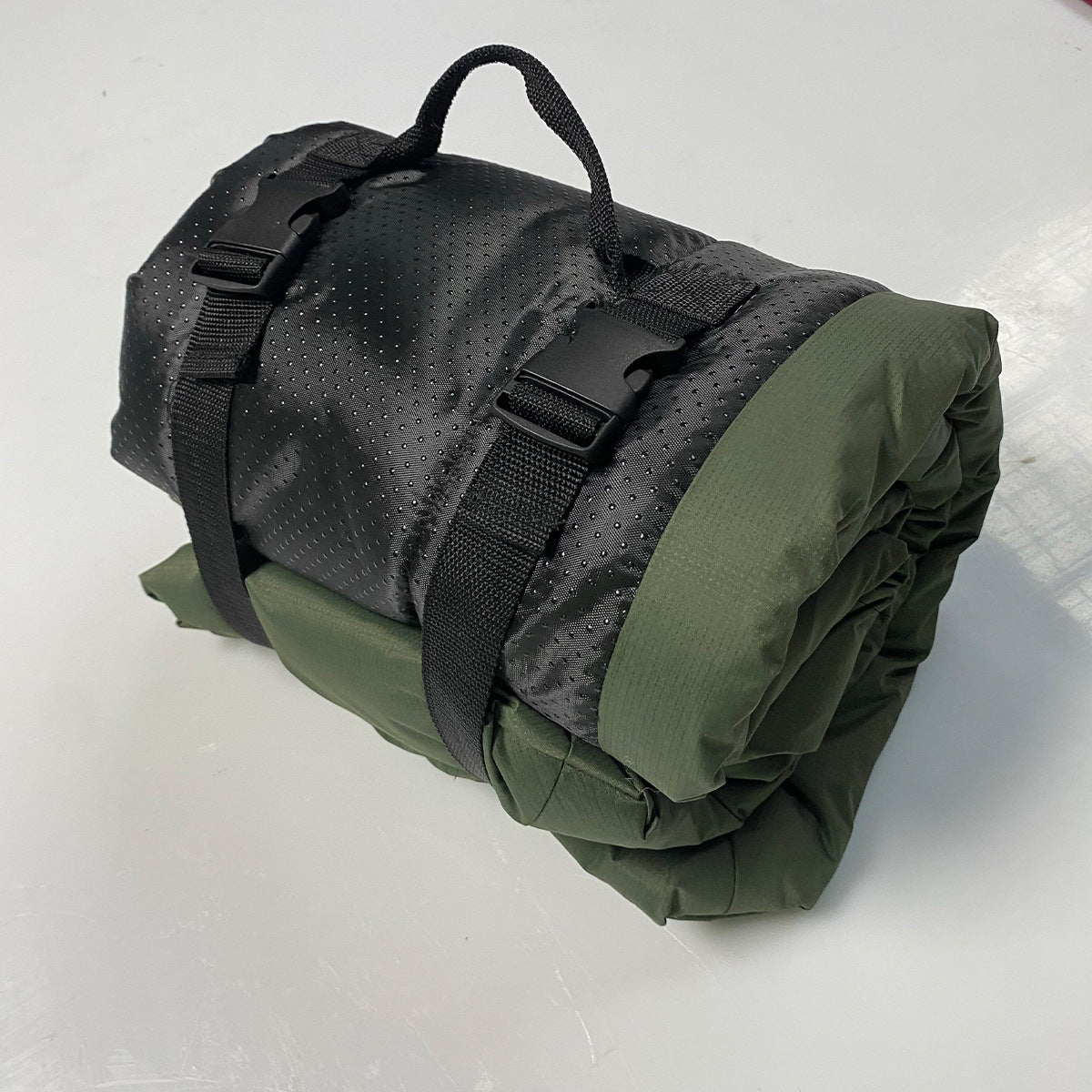 Foldable waterproof dog cushion and travel mat outdoors, photo 13