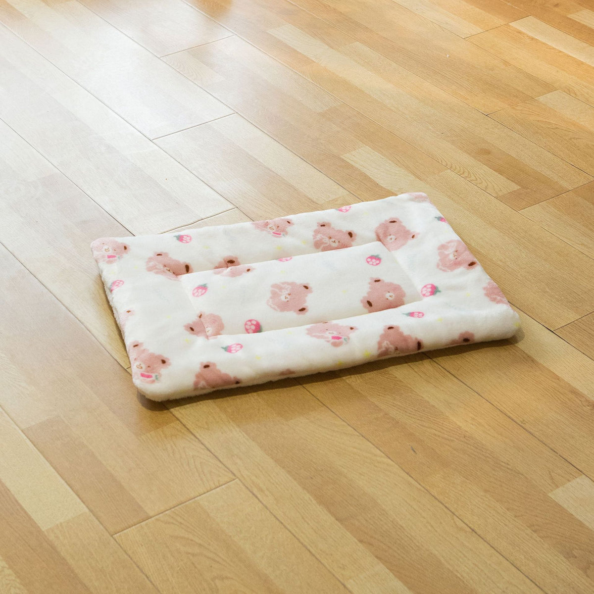 Patterned flannel dog mat with cute print for crates and beds, photo 38