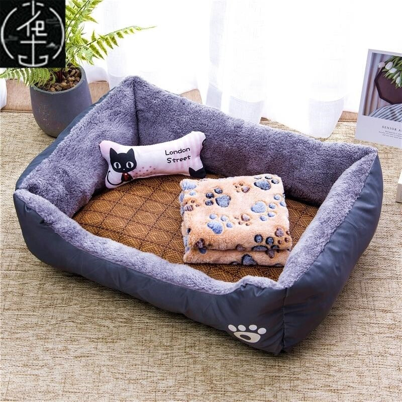 Warm Donut Pet Bed for Cats and Dogs with Optional Blanket, Cooling Mat and Toy, 45-70cm