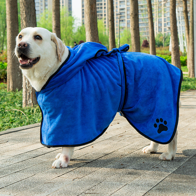 Microfibre pet bathrobe towel for dogs and cats in Blue, front view