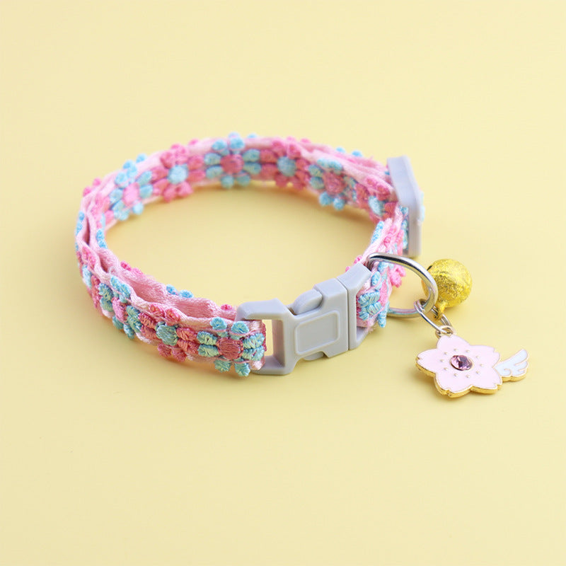 Multicolour lace flower collar with bell for cats and small dogs