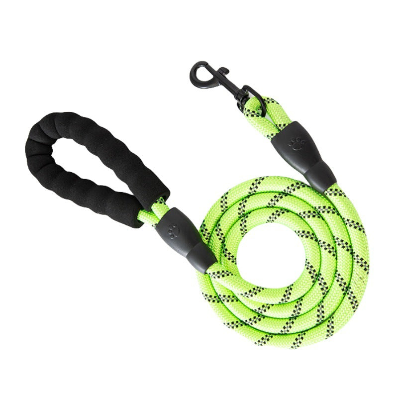 Reflective nylon dog lead, ideal for everyday use