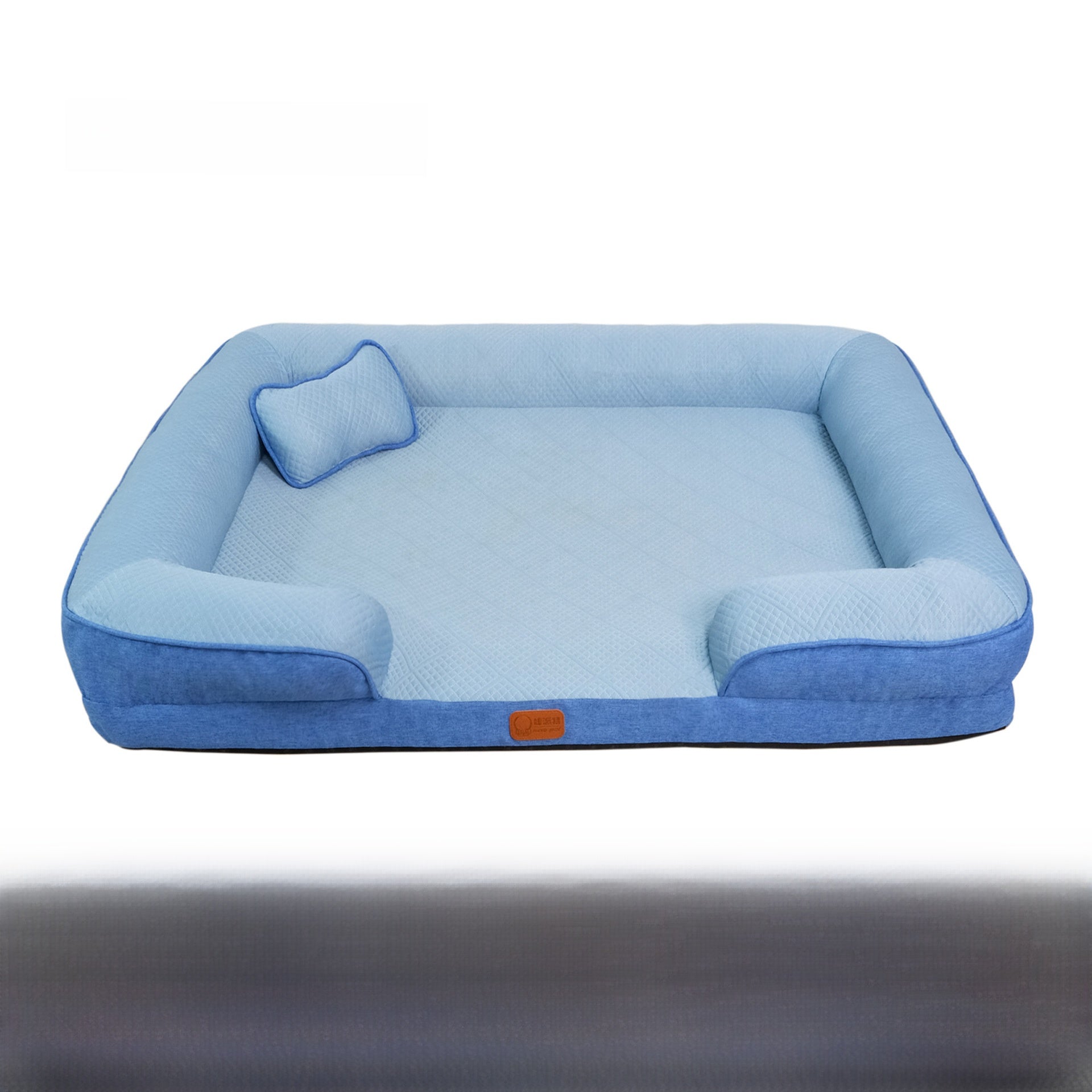Plaid pet bed mat with pillow, detail photo 15