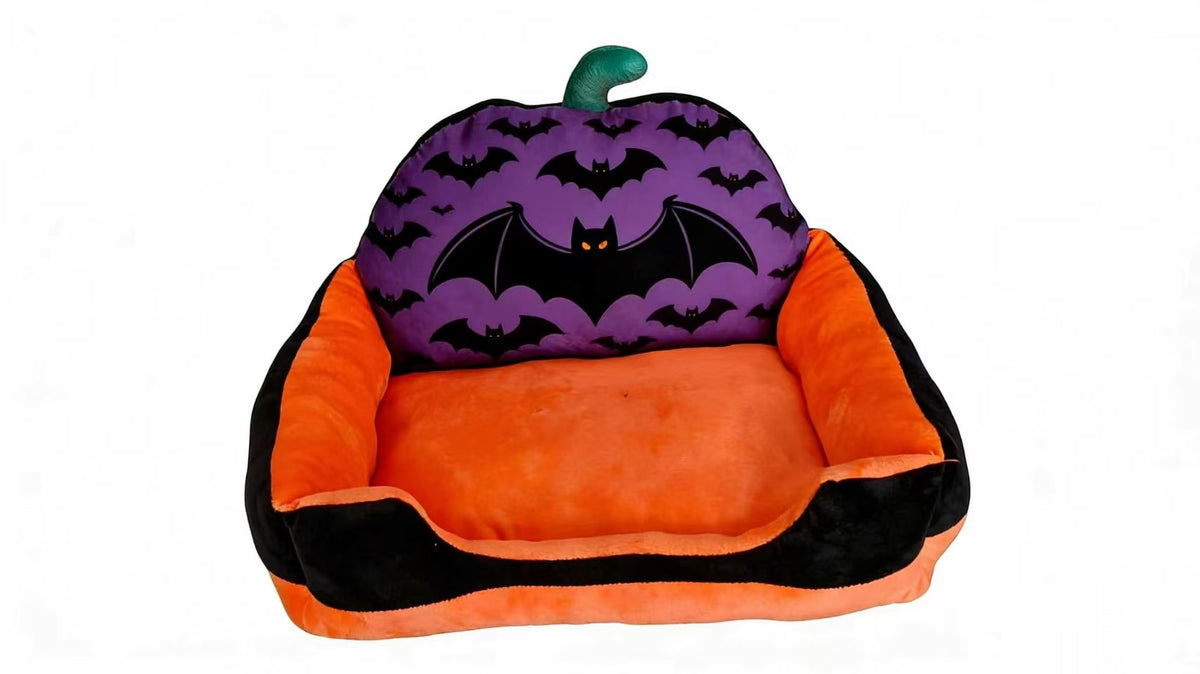 Halloween sofa bed for cats and small dogs in Bat Style
