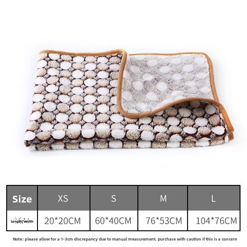 Small coral fleece pet mat in Grey with White Bears, additional product photo
