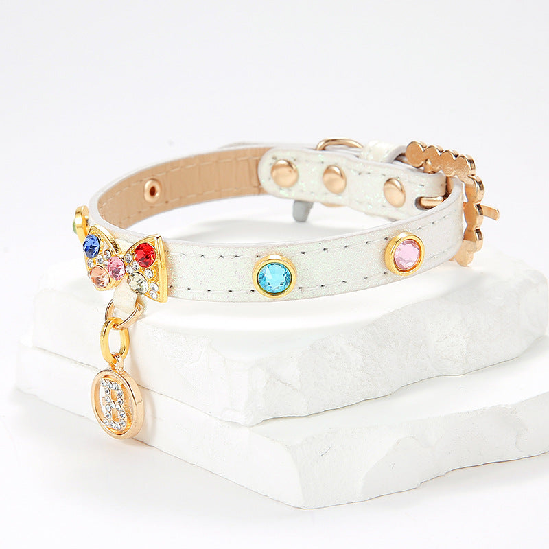 White PU cat collar with sparkly rhinestone bow, product image 2