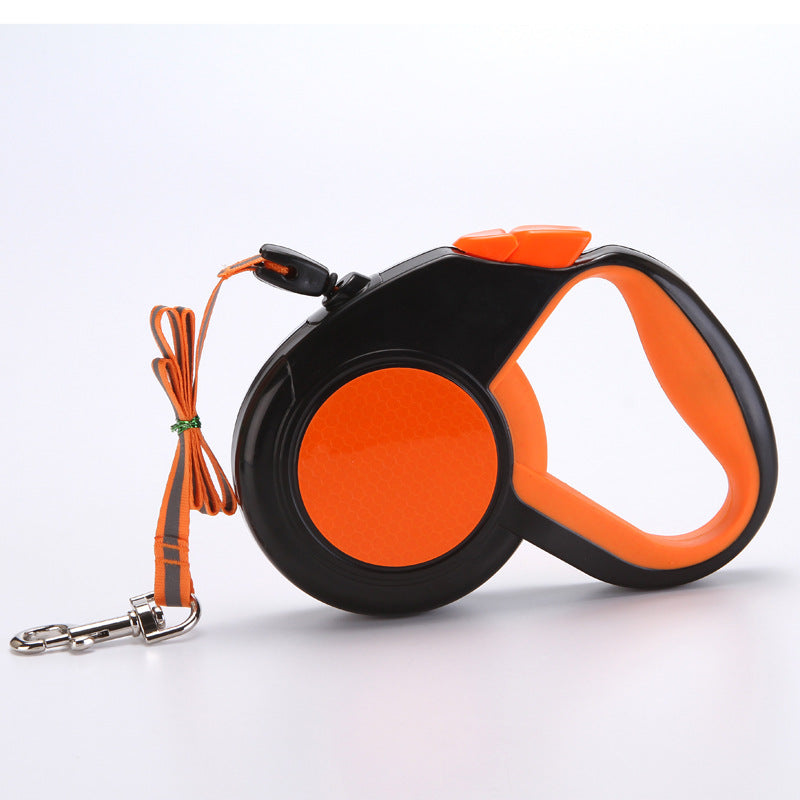 Long retractable dog lead with collar, ideal for everyday use