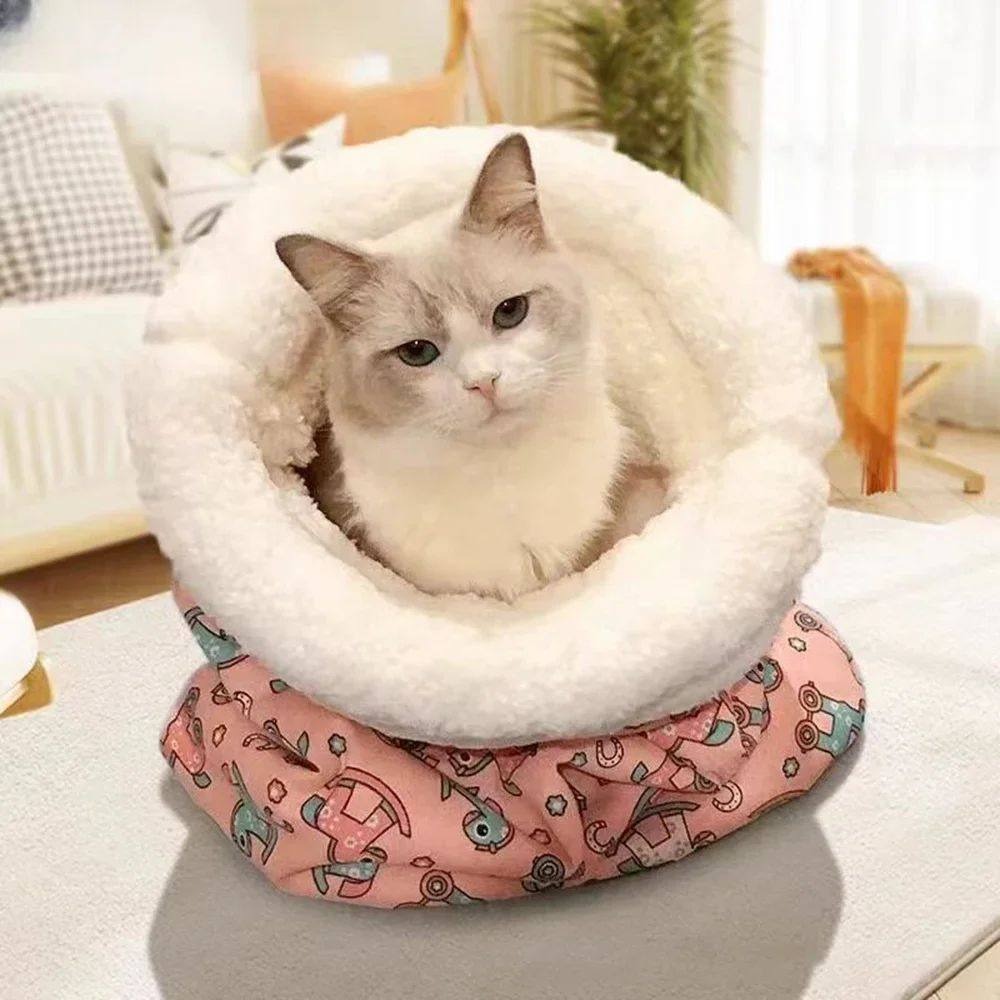 Warm enclosed cat sleeping bag bed, main product photo