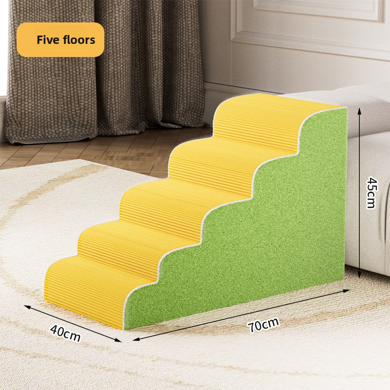 Three-step pet stairs for small dogs and cats, detail and texture view