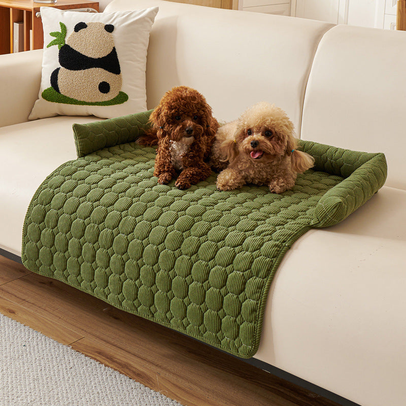 Thick faux fur non-slip pet mat in off white